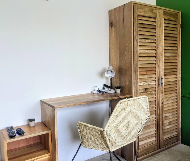 Studio -Trees At Mikasa- Near Beach, Pool, Fast Wifi, Ac & King Bed Puerto Escondido  Exterior photo
